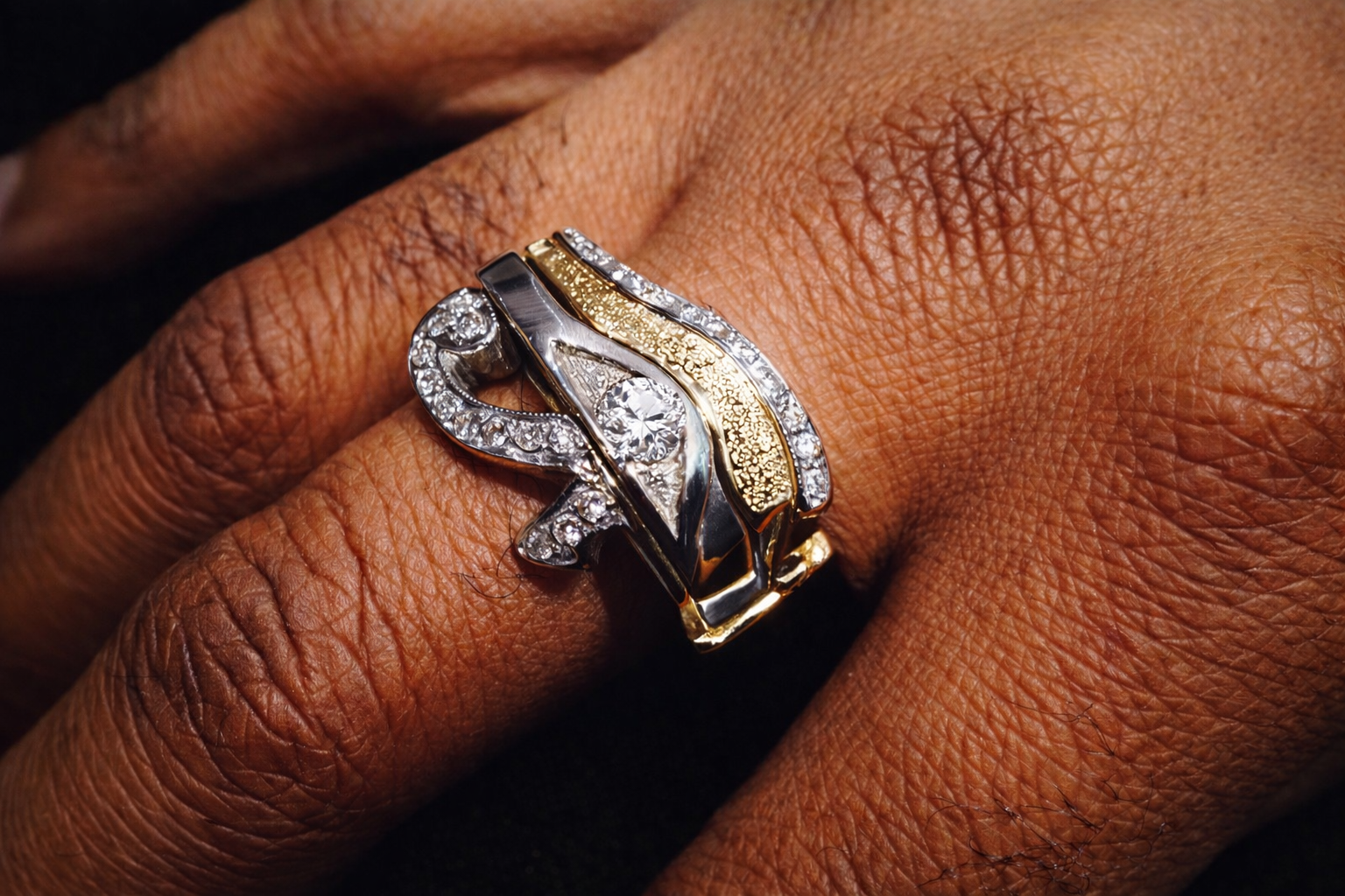 Symbolic mens rings