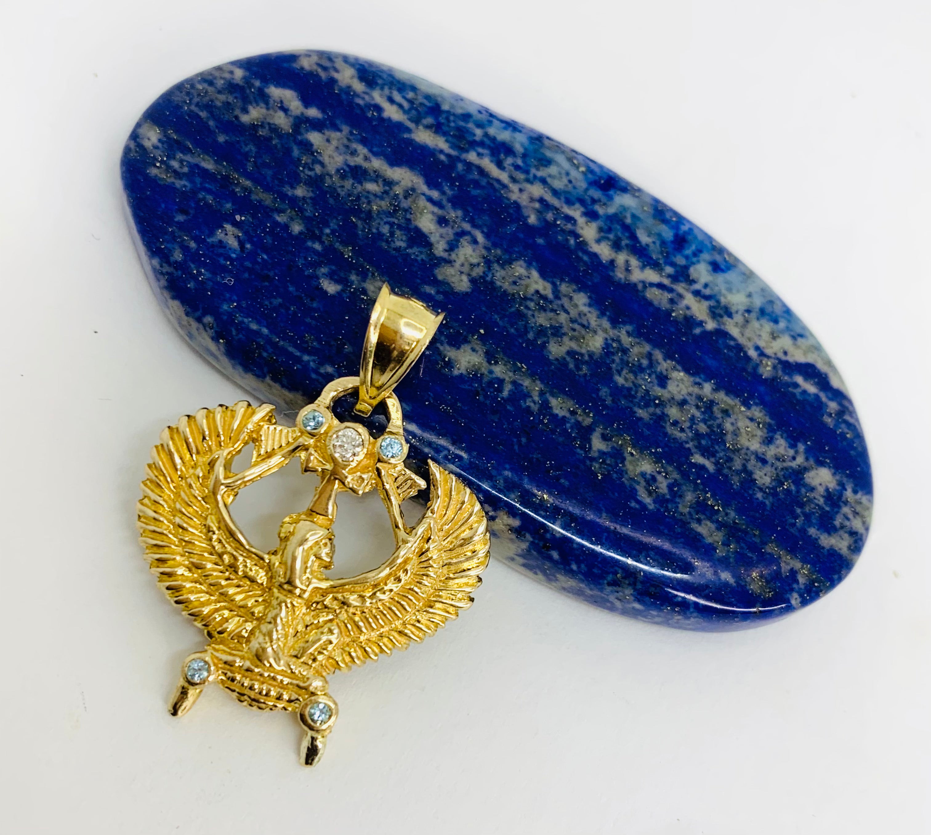 Ma’at Pendant w Aquamarines